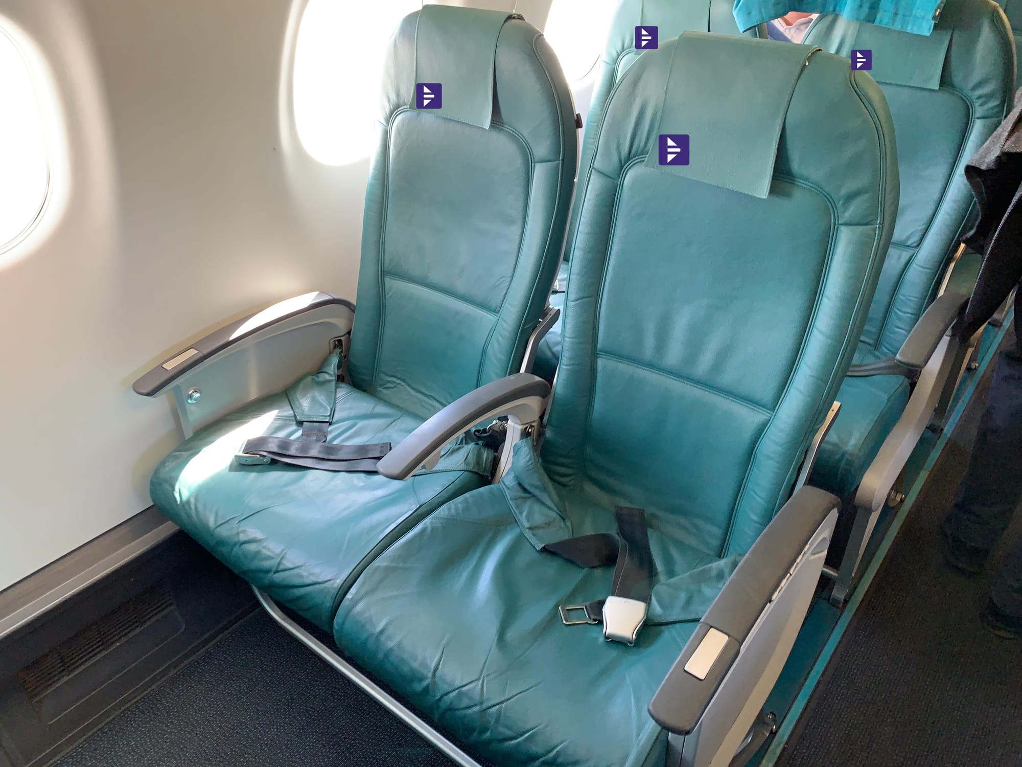 A teal seat.