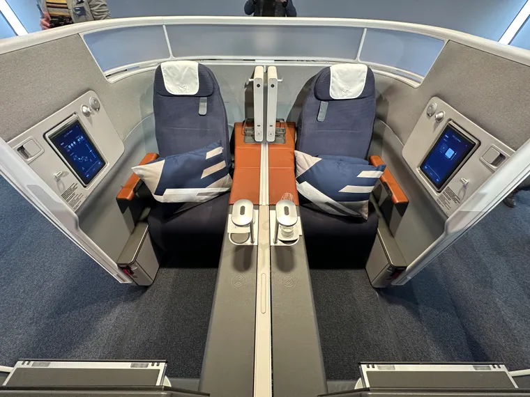 Lufthansa Allegris Business Suite mockup.